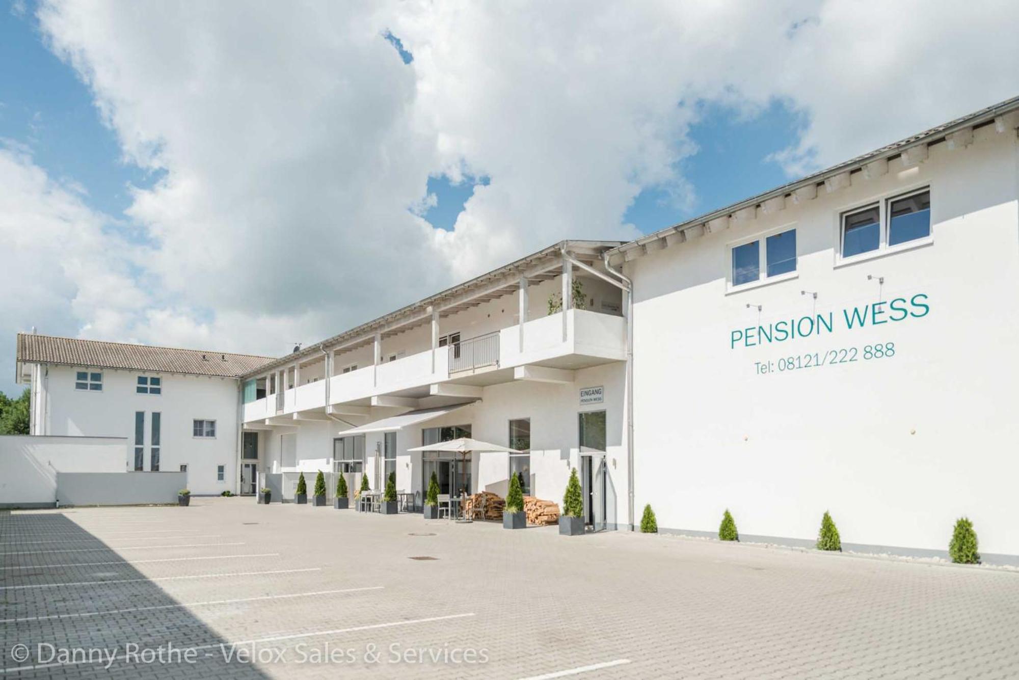 Pension Wess Neufinsing Exterior photo